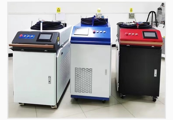 1500W 3000W ファイバーレーザー溶接機 3 In 1 レーザー清掃切削機