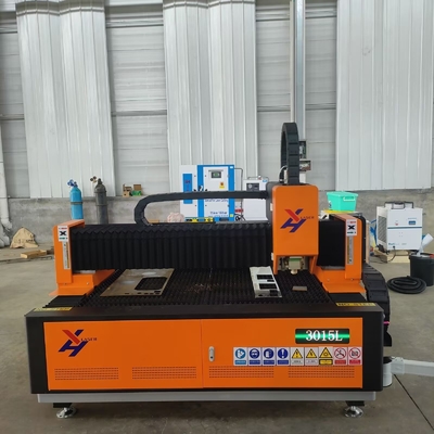 3000W 6000W CNC ファイバーレーザーカットマシン ステンレス鋼レーザーカット機