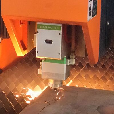 4000*1500 2000W カッター CNC ファイバーレーザー切断機 板金