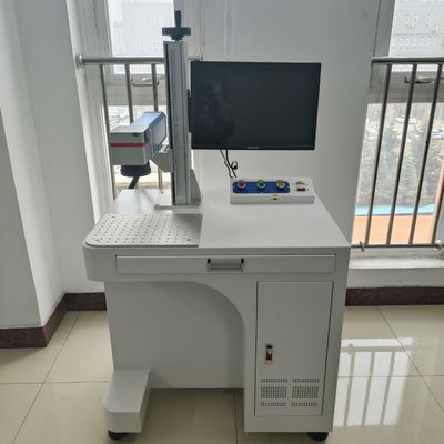 20W 30W 50W 100W キャビネットファイバーレーザーマーキング機械 宝石 金 ステンレス鋼 アルミニウム