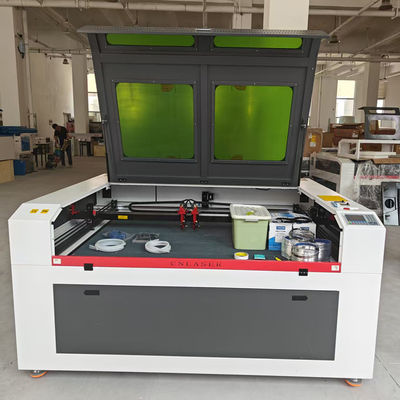 1600*1000mm 100W 150W CO2レーザーカッター、木材、アクリル、ゴム用ダブルヘッド、4ヘッド